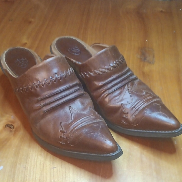 Ariat Brown Leather Slip-On Mules Size 7.5 - Picture 1 of 10